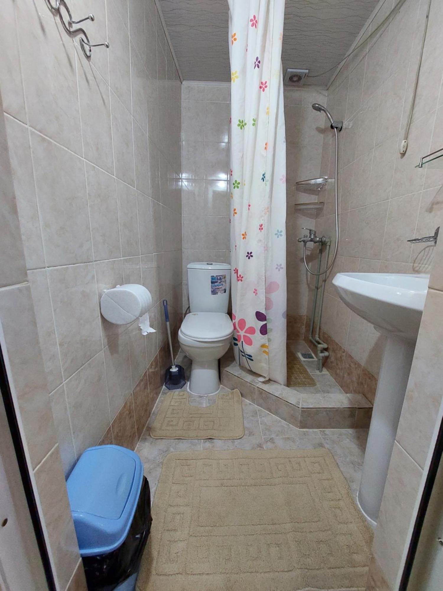 Rahat Guesthouse Jyrgalan Exterior photo